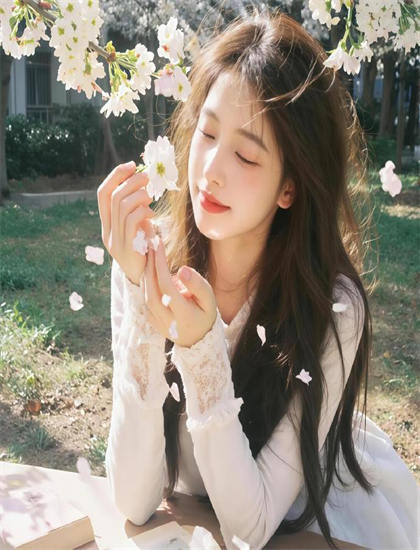 國產精品亞洲綜合一區二區三區_向佐郭碧婷合體拍大片